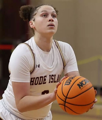 Izabelle Booth, taking a shot in basketball