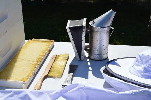 Bee Keeping Tools