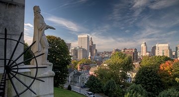 Roger Williams statue in Prospect Park, overlooking the Providence skyline